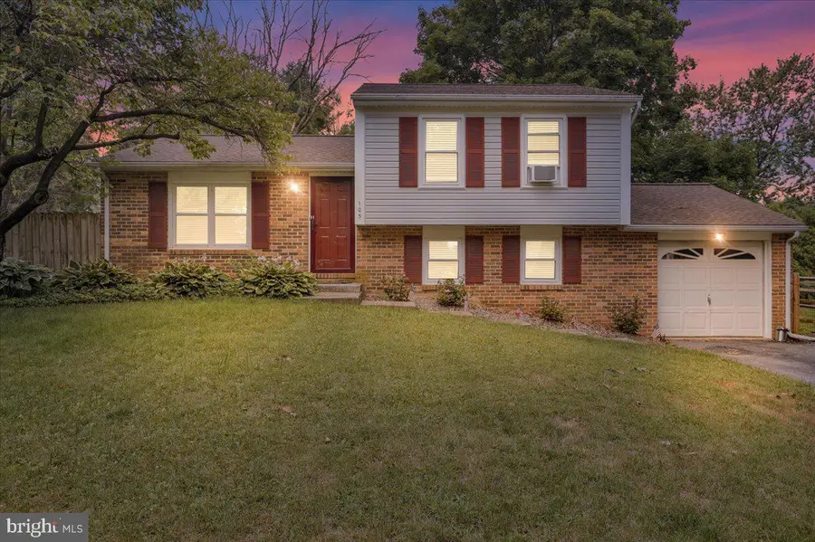 105 Autumn Dr, Lititz, PA 17543 - #2