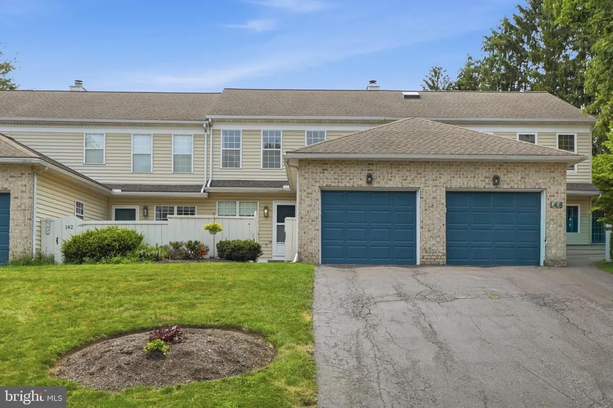 144 Pinnacle Point Dr, Lancaster, PA 17601 - #1