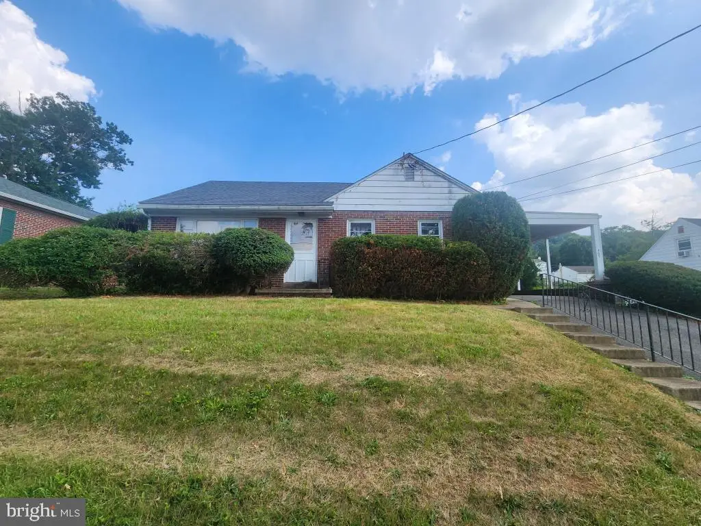 465 Lincoln Ave, Ephrata, PA 17522 - #1