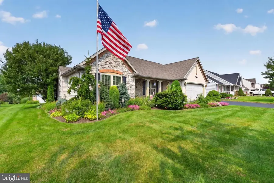 1417 Earl Ave, East Earl, PA 17519 - #2