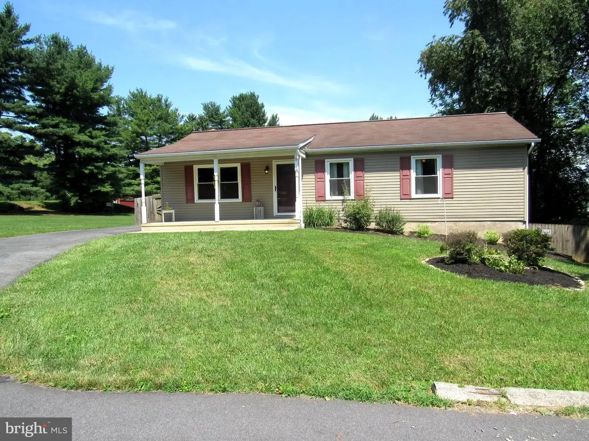 1491 Rock Circle Dr, Columbia, PA 17512 - #1