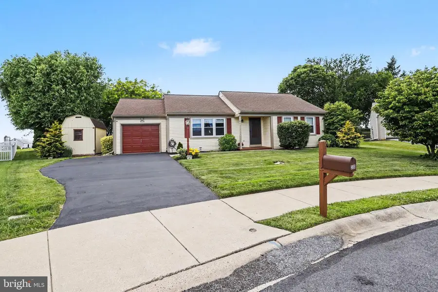 330 Dogwood Ln, New Holland, PA 17557 - #2