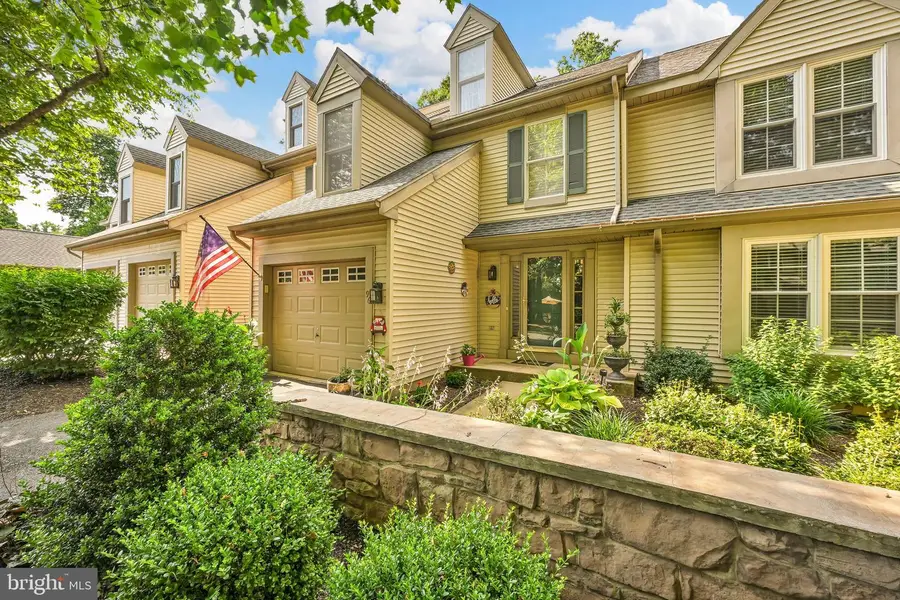 96 Hawk Valley Ln, Denver, PA 17517 - #2