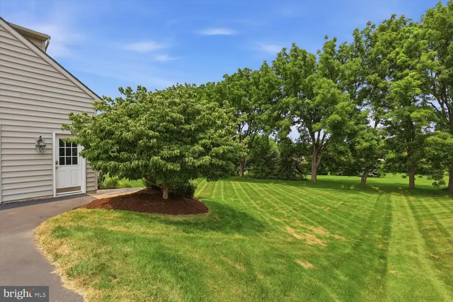 379 Ecker Dr, Lititz, PA 17543 - #3