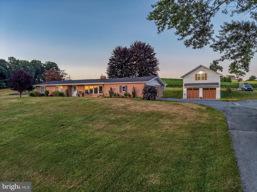 475 S Cocalico Rd, Denver, PA 17517 - #3