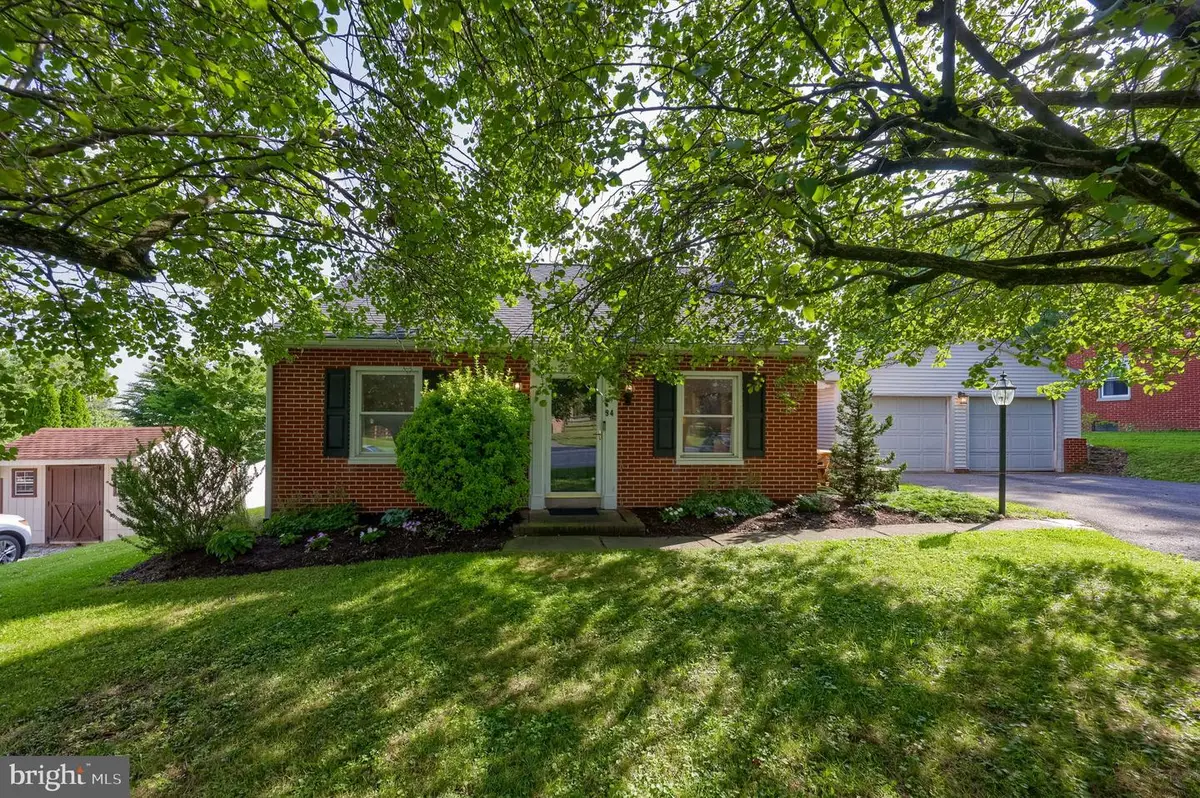 94 Lancaster Ave, Strasburg, PA 17579 - #1