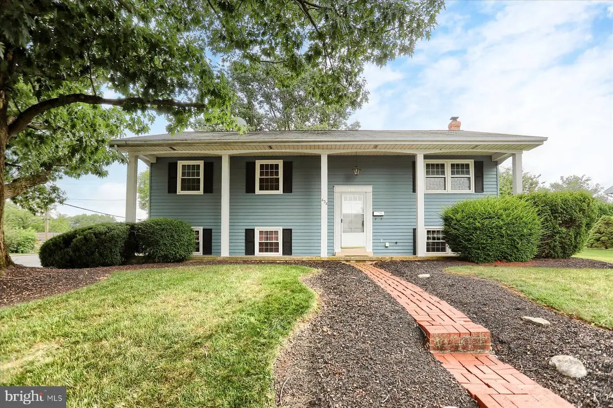 434 N Holly St, Elizabethtown, PA 17022 - #1