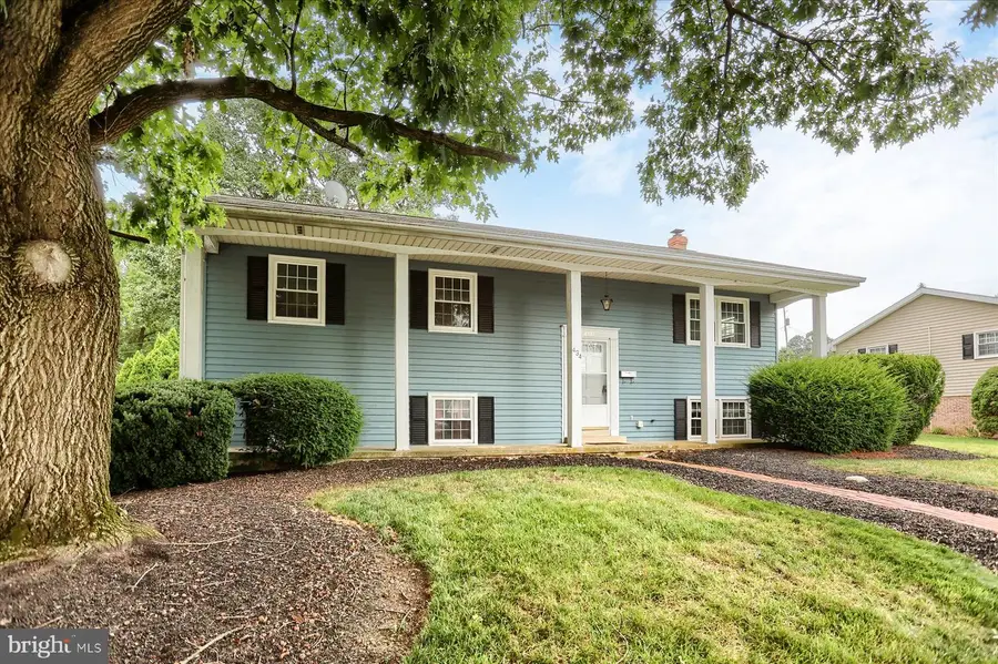 434 N Holly St, Elizabethtown, PA 17022 - #3