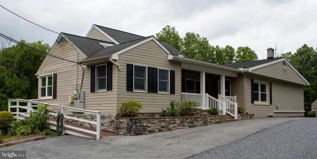 204 Herrville Rd, Willow Street, PA 17584 - #1