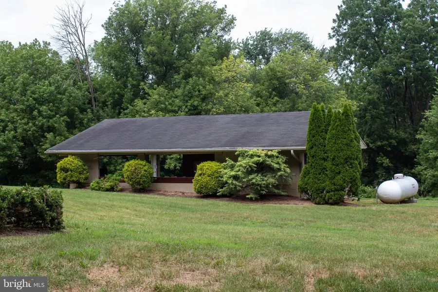 204 Herrville Rd, Willow Street, PA 17584 - #3