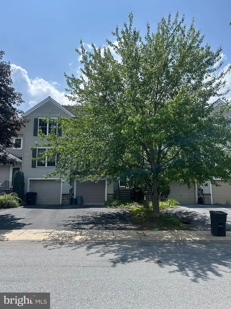 106 Banyan Circle Dr, Lancaster, PA 17603 - #2