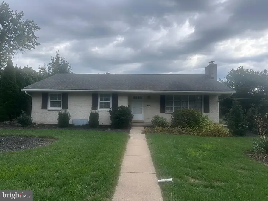 435 N Holly St, Elizabethtown, PA 17022 - #2