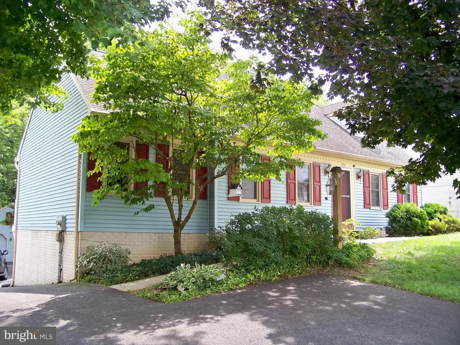 1968 Wilderness Rd, Lancaster, PA 17603 - #2