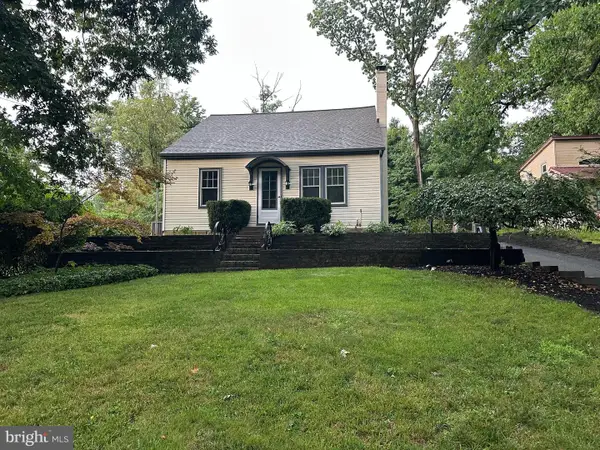 567 Turnpike Rd, ELIZABETHTOWN, PA 17022