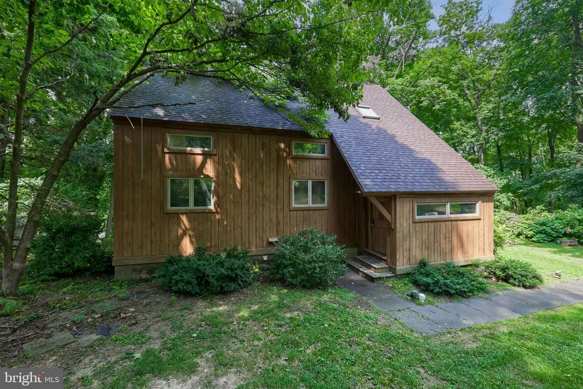 355 Arbor Rd, Lancaster, PA 17601 - #1