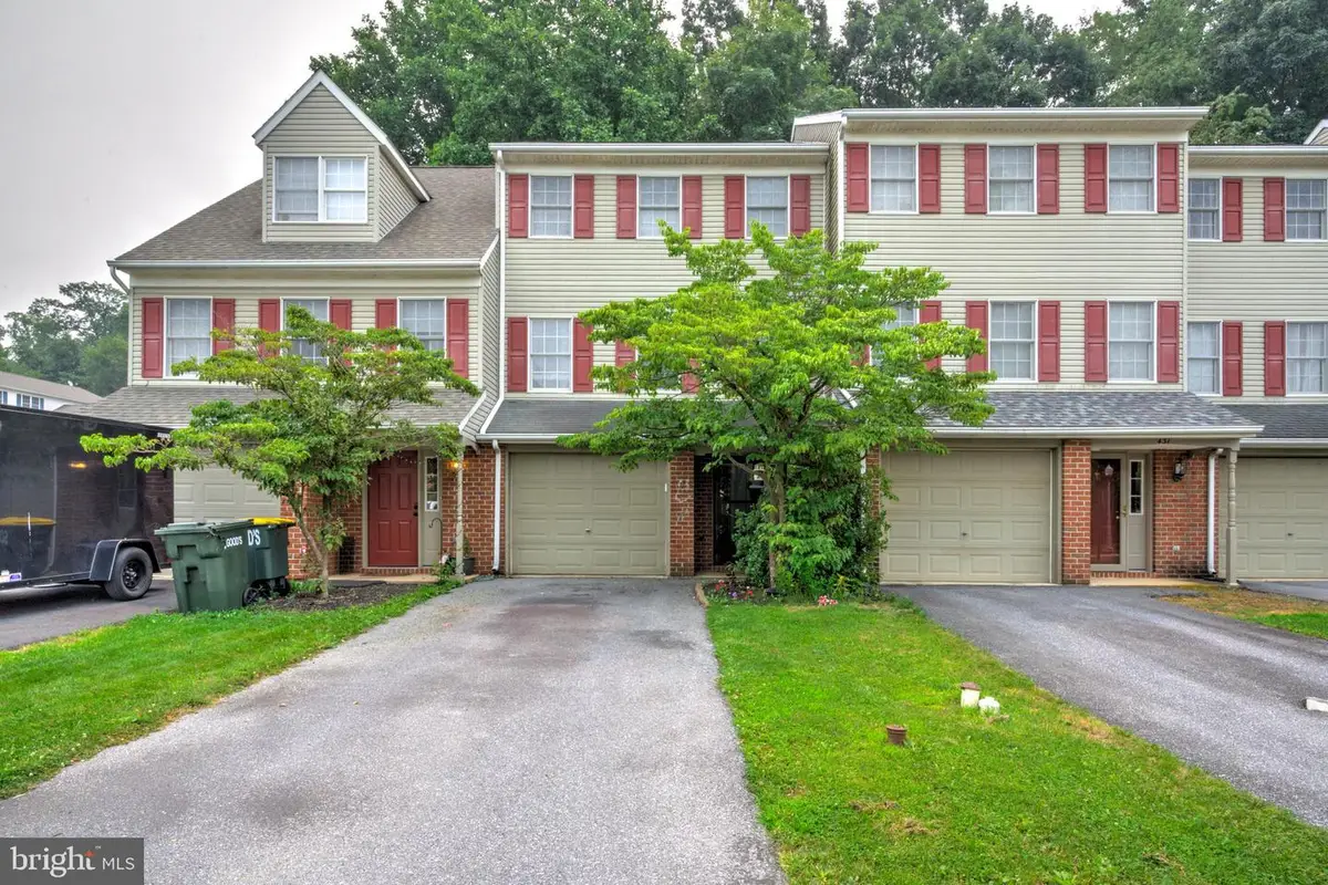 433 Crosswinds Dr, Lititz, PA 17543 - #1