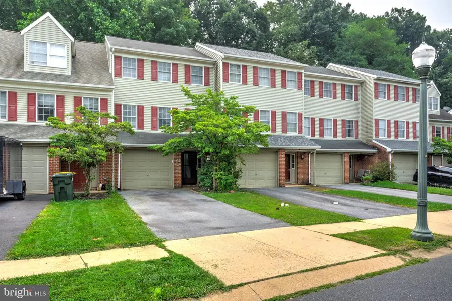433 Crosswinds Dr, Lititz, PA 17543 - #2