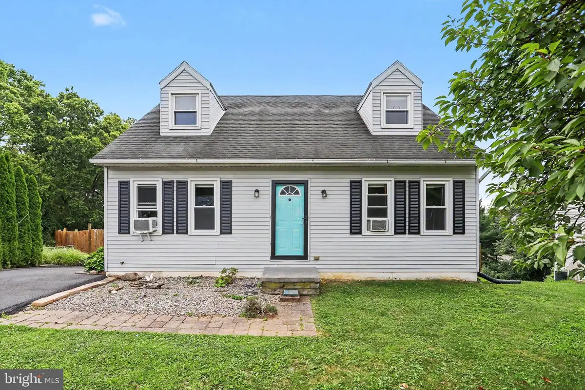 474 W Ridge Rd, Elizabethtown, PA 17022 - #1
