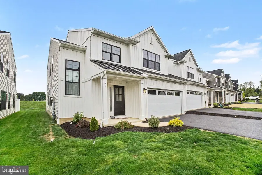 105 Village Dr, Millersville, PA 17551 - #2
