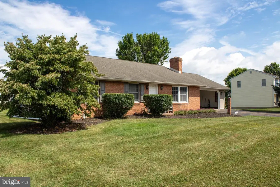 5237 Sunset Ln, Gap, PA 17527 - #2