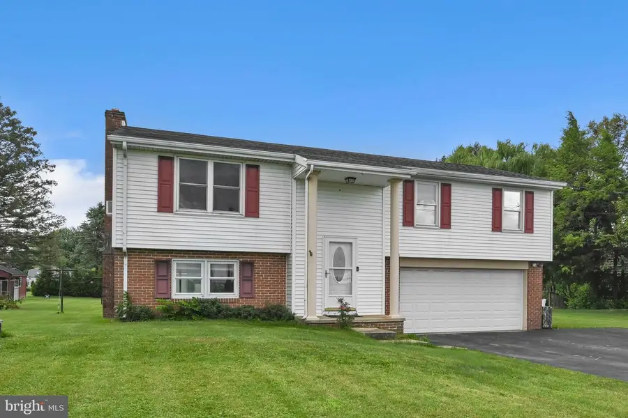 729 Lititz Rd, Manheim, PA 17545 - #3