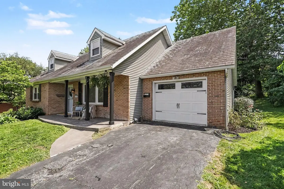429 S President Ave, Lancaster, PA 17603 - #1