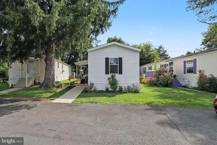 53 Madge Dr, Lancaster, PA 17603 - #3