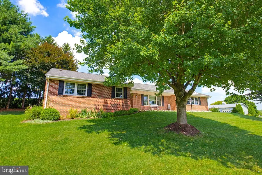 15 Wildflower Ln, Lancaster, PA 17603 - #2