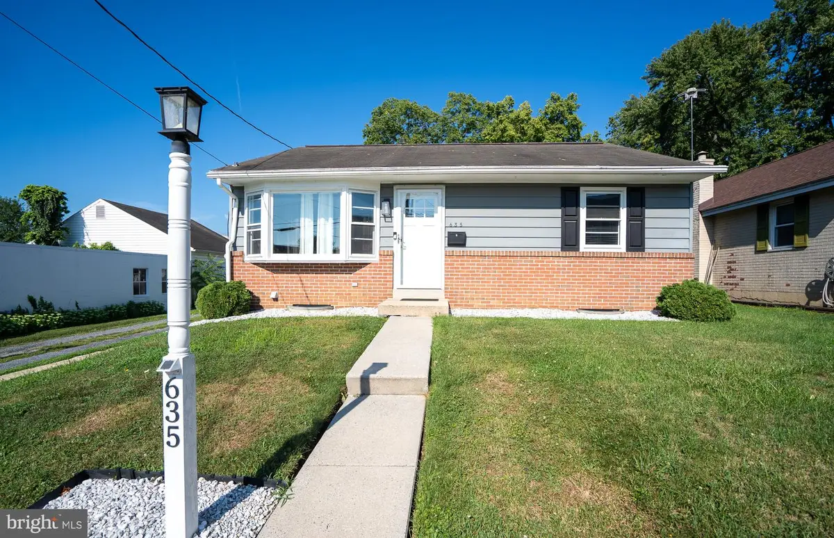 635 S 12th St, Columbia, PA 17512 - #1