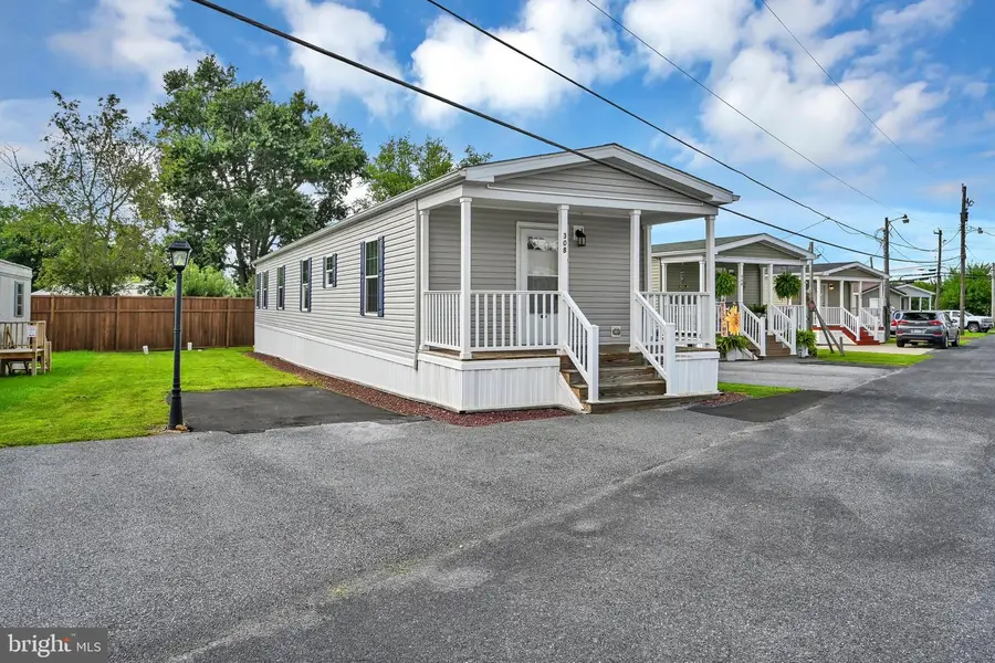308 Don Dr, New Holland, PA 17557 - #3