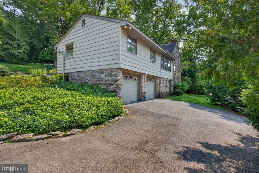 2009 Millcreek Rd, Lancaster, PA 17602 - #3