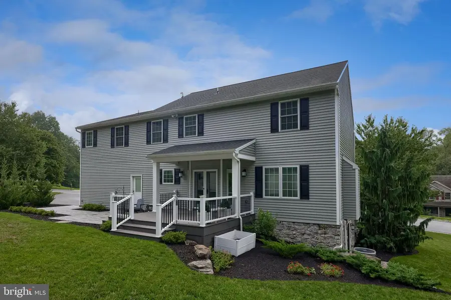 111 Crimson Ln, Elizabethtown, PA 17022 - #2
