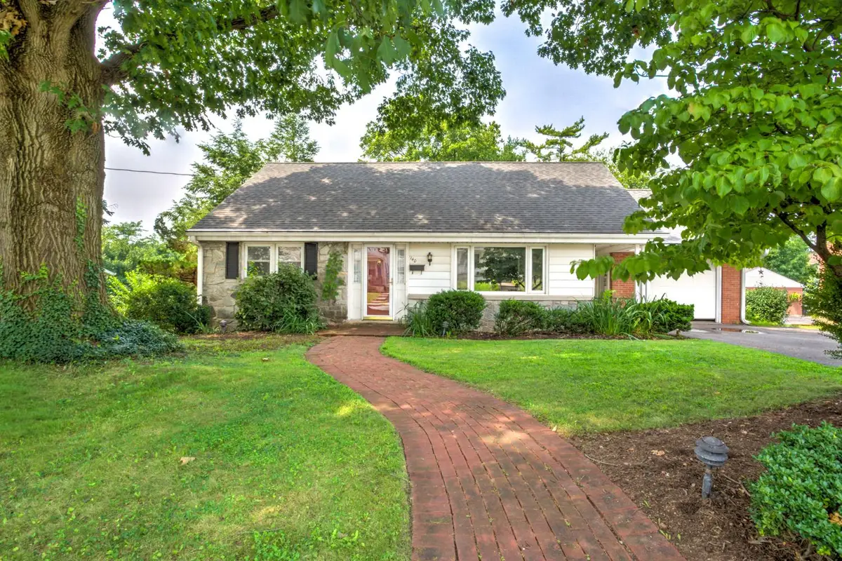 140 Martin Ave, Ephrata, PA 17522 - #1