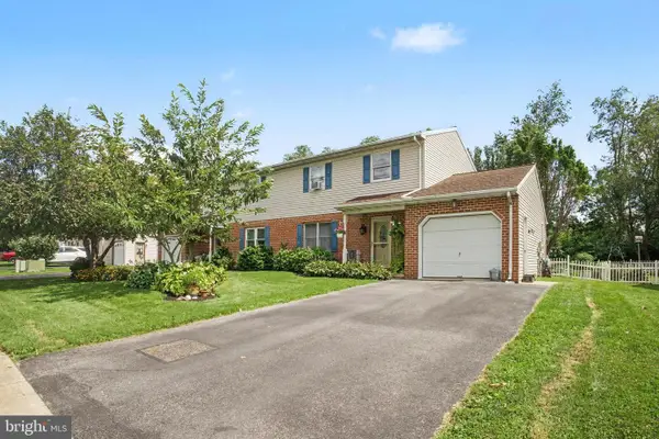 103 S 2nd St, DENVER, PA 17517