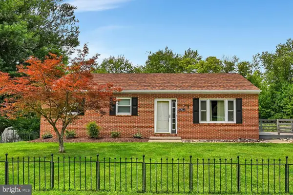 301 Grant St, REINHOLDS, PA 17569