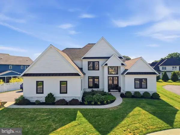 5 Alexa Dr, LITITZ, PA 17543