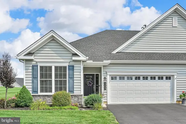 109 Republic Ter, EAST PETERSBURG, PA 17520