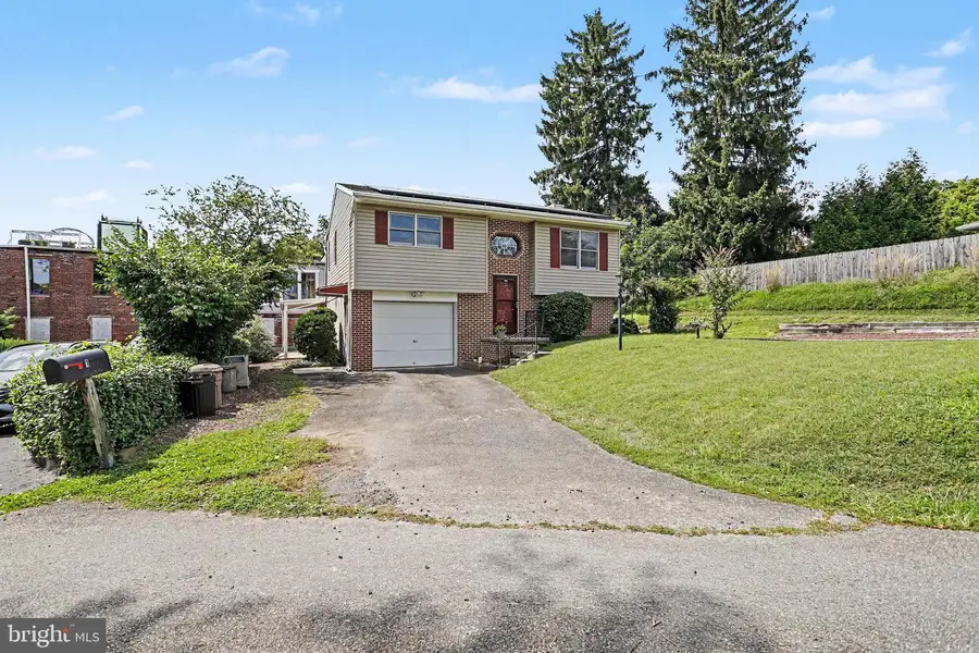 1 Cherry Ave, Marietta, PA 17547 - #2