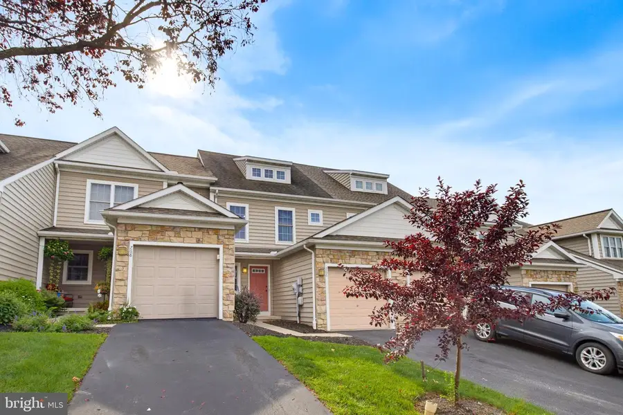 766 Keller Dr, Lititz, PA 17543 - #2