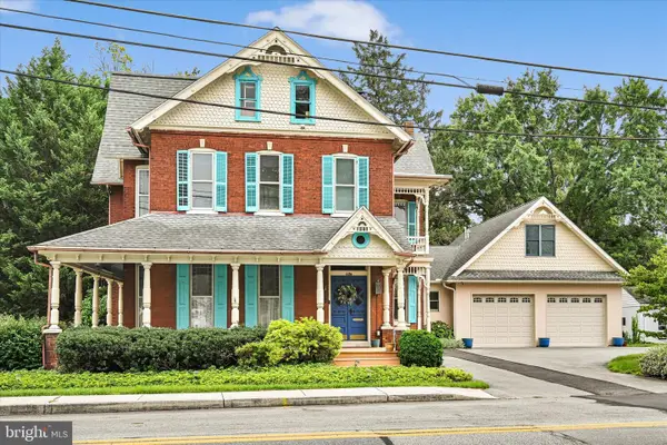 406 W Bainbridge St, ELIZABETHTOWN, PA 17022