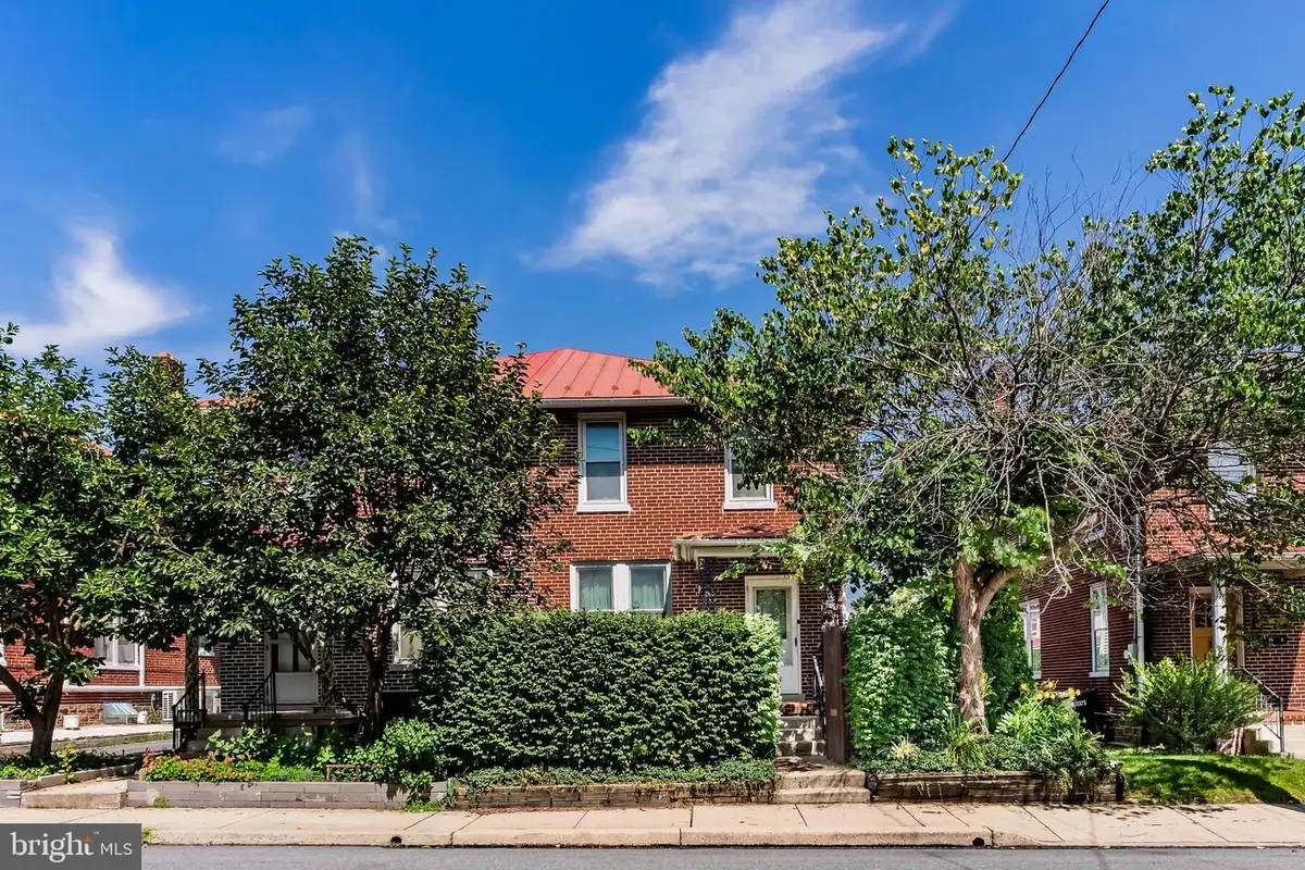 19 S Custer Ave, New Holland, PA 17557 - #1