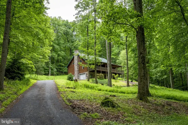 210 Resh Rd, REINHOLDS, PA 17569
