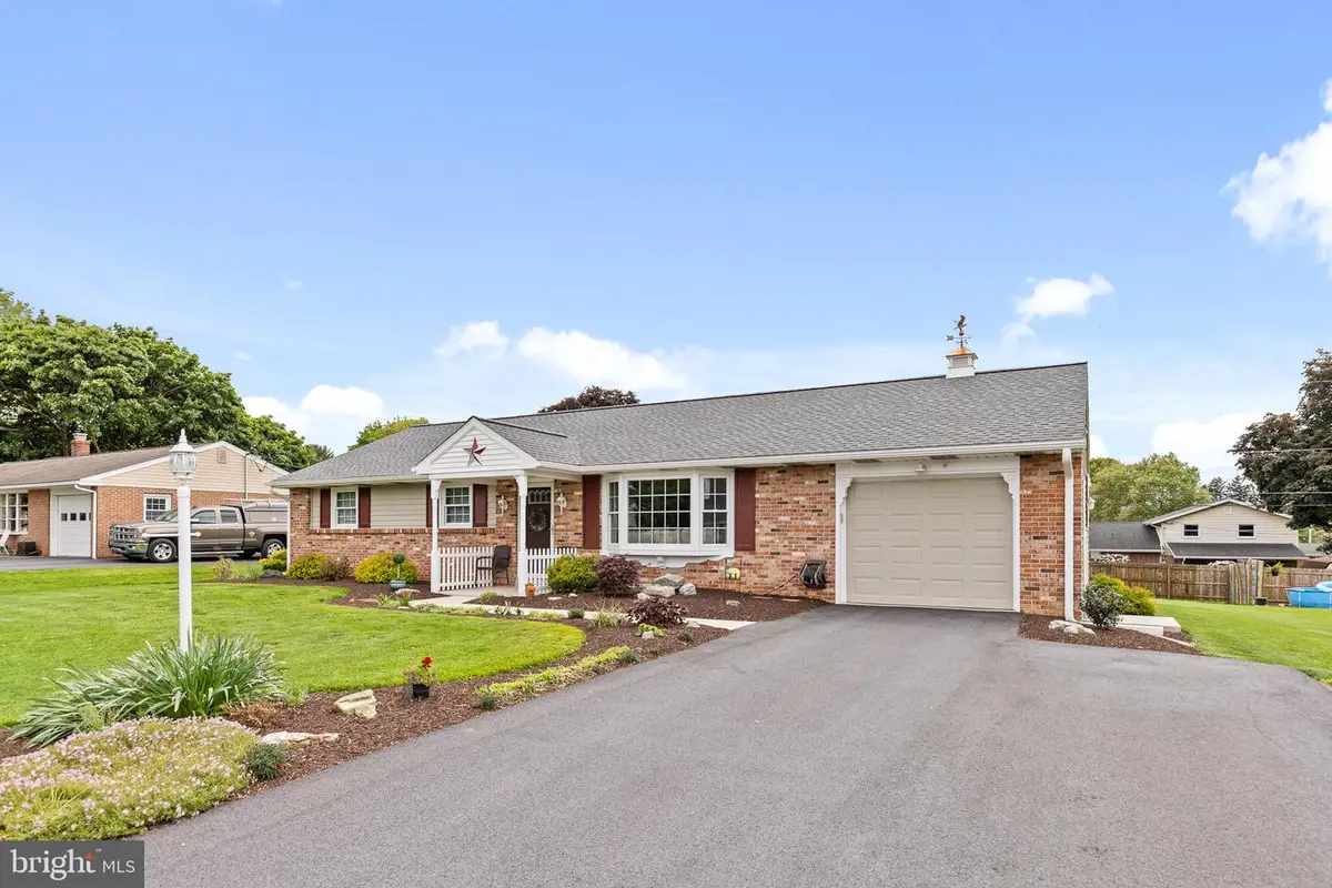 56 Timberline Dr, Leola, PA 17540 - #1