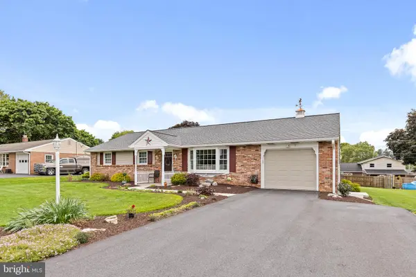 56 Timberline Dr, LEOLA, PA 17540