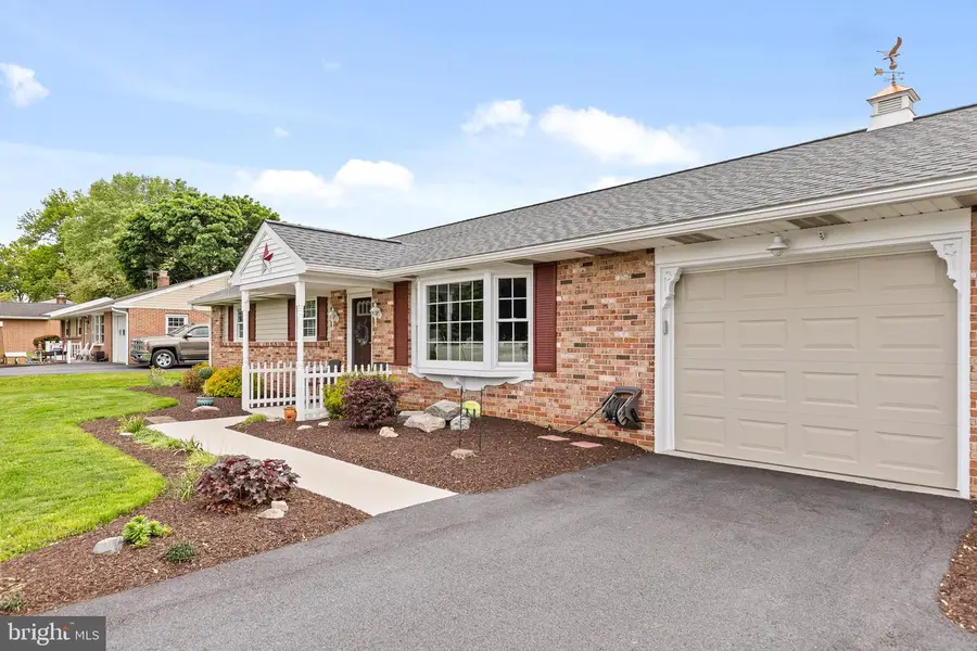56 Timberline Dr, Leola, PA 17540 - #2