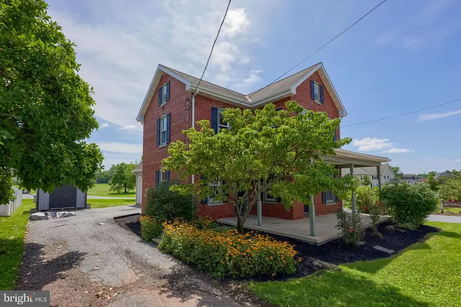 36 Bethany Rd, Ephrata, PA 17522 - #2