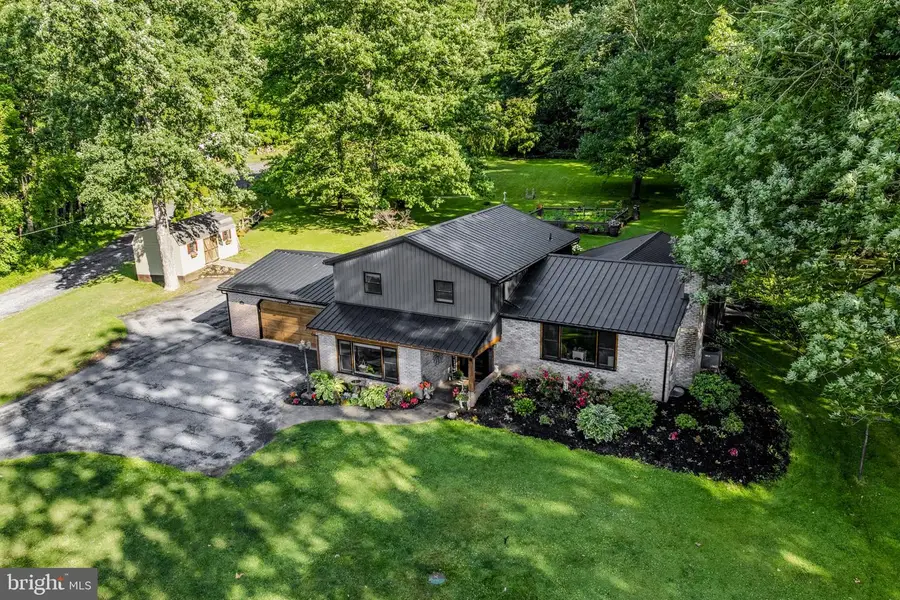 133 Valley View, Ephrata, PA 17522 - #3