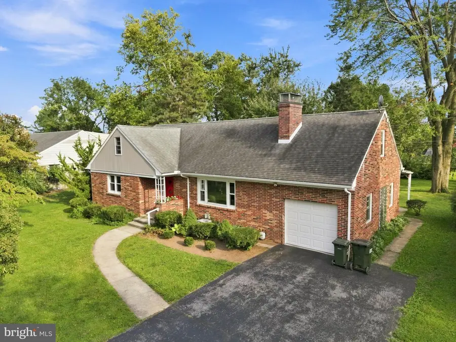 332 Ruth Ridge Dr, Lancaster, PA 17601 - #2