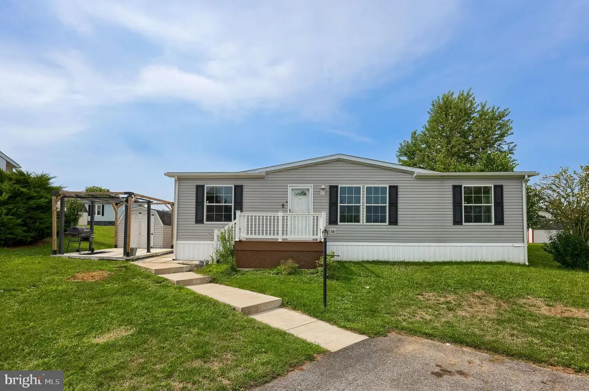 101 Fawn Meadow Ct, Lancaster, PA 17603 - #1