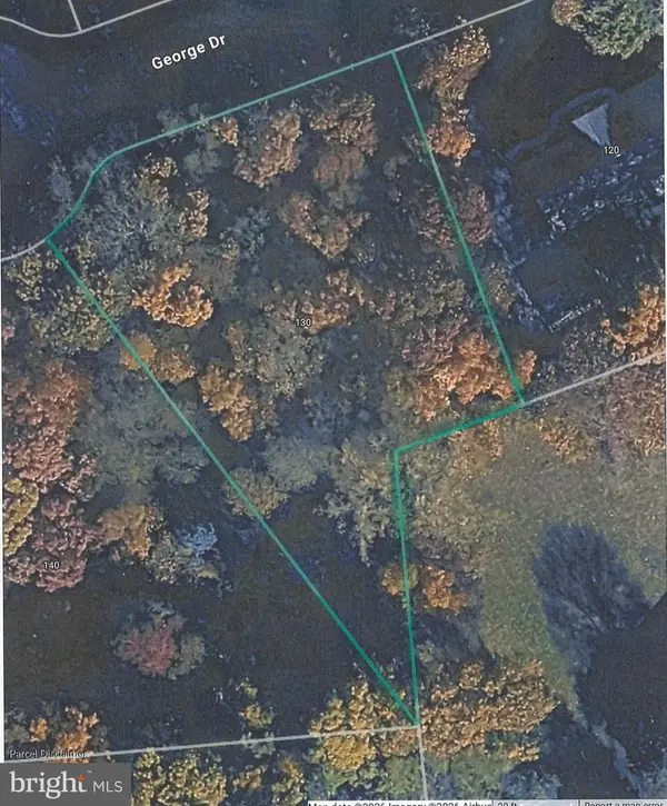 3 George Dr, NEW HOLLAND, PA 17557